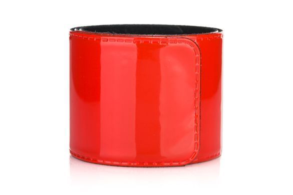 Reflective bracelet
