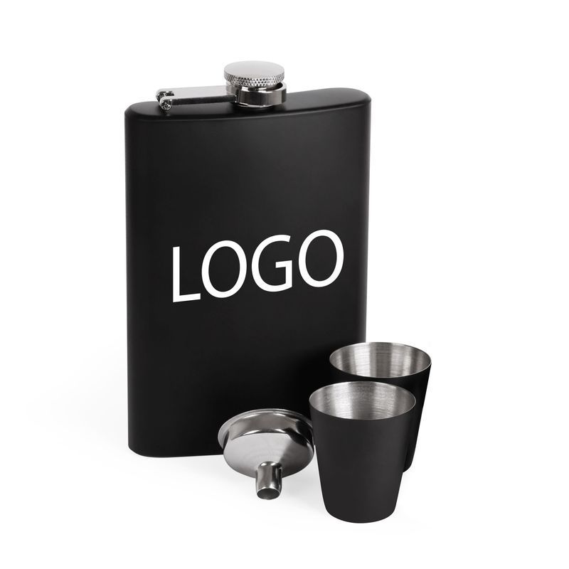 Set "DALMORE" of a flask and two glasses